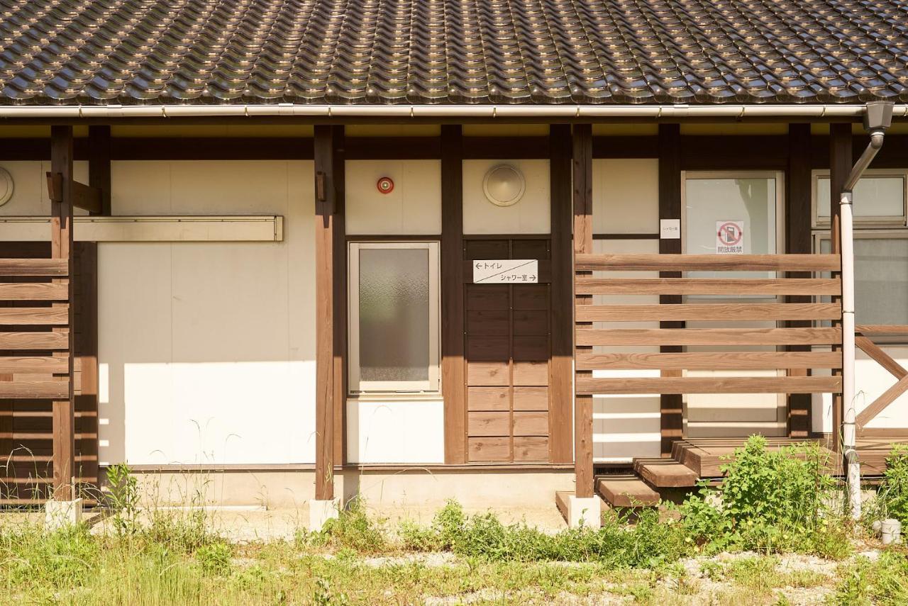 מלון Sado Retreat佐渡風島 グランピング- Self Check-In Only מראה חיצוני תמונה